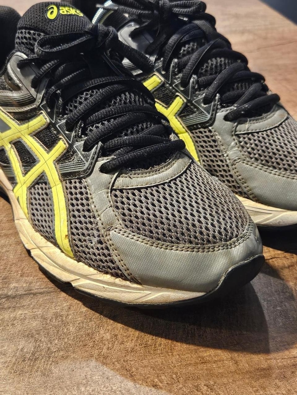 ASICS Men's Running Shoes in Black and Yellow